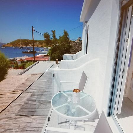 Afrodite Luxury Rooms Telendos Chambre photo