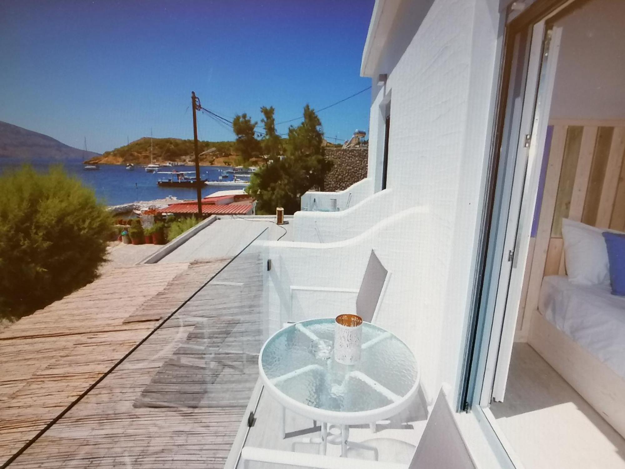 Afrodite Luxury Rooms Telendos Chambre photo